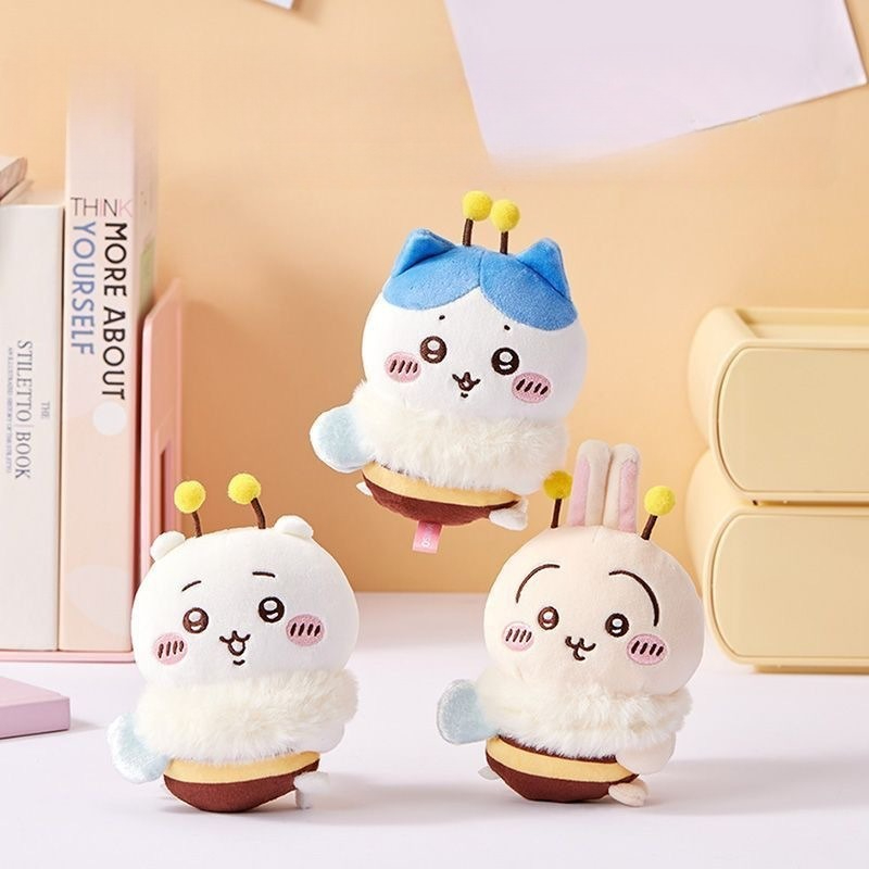 Car Accessories For Inside - 꿀벌 시리즈 만화 귀여운 하치와레 우사기